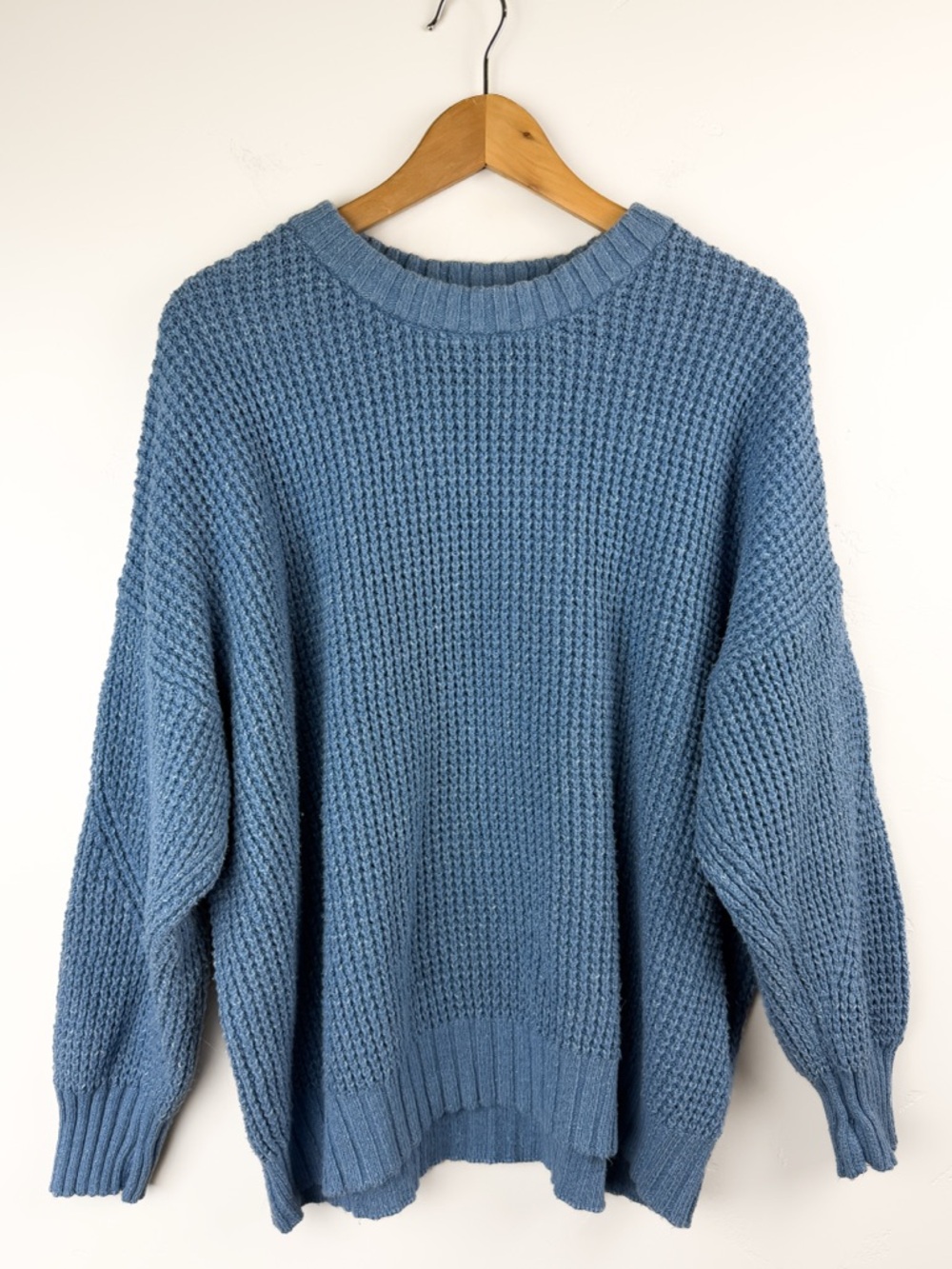 American Eagle Blue Waffle Knit Oversized Sweater Size L
